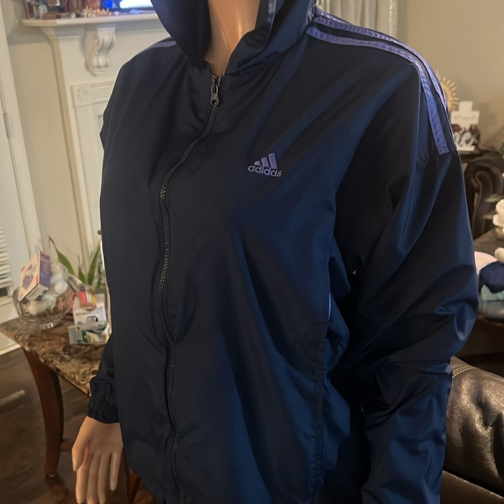 Adidas 🤩 - Picture 4 of 5